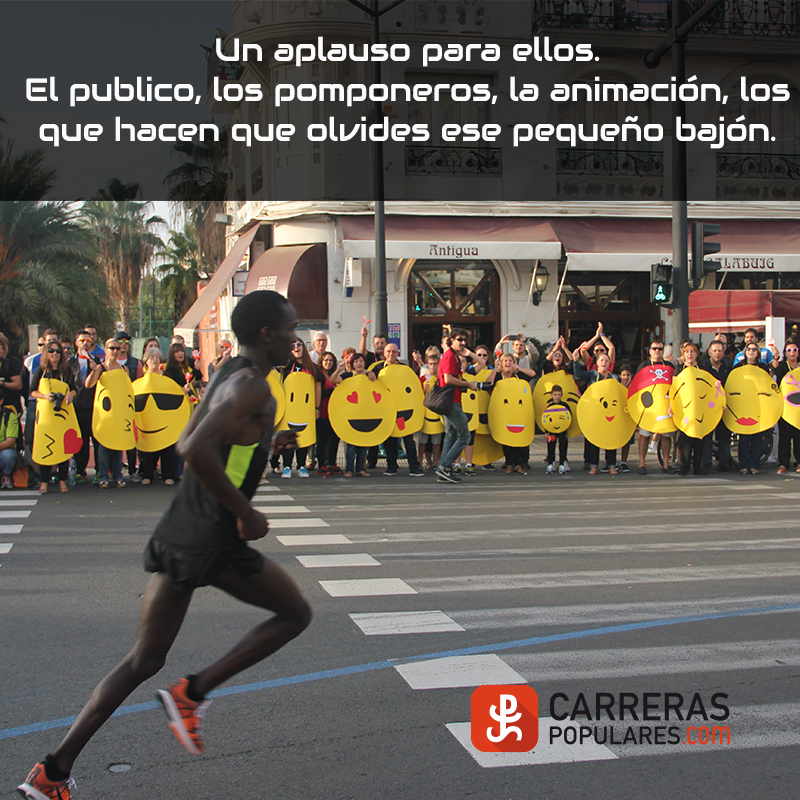 Un aplauso para ellos. El publico, los pomponeros, la animación, los que hacen que olvides ese pequeño bajón.