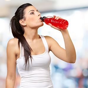 Las bebidas isotónicas ayudan a la hidratación completa tras el esfuerzo físico Las bebidas isotónicas ayudan a la hidratación completa tras el esfuerzo físico