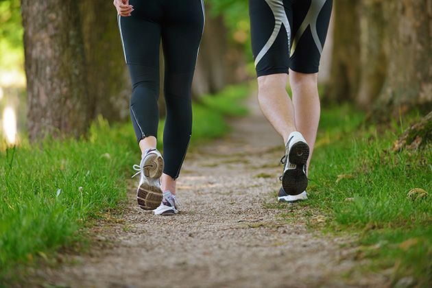 Respetuoso estéreo Fanático Debo usar ropa interior para correr?