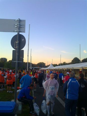 Zona de guadarropa del Maratón de Berlín