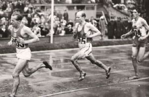 El estilo de Zatopek corriendo era poco ortodoxo