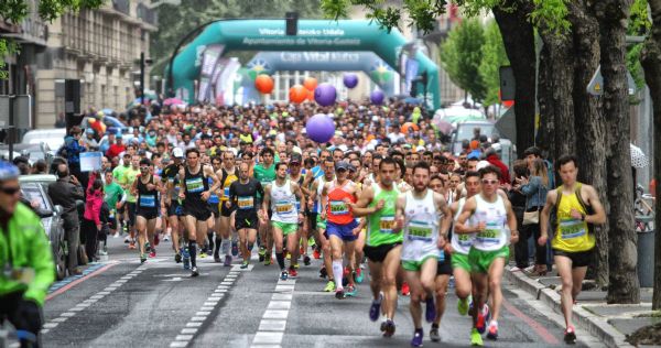 Salida de la Maratón de Vitoria 2014