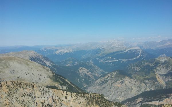 Lo mejor de correr en la montaña es poder admirar los paisajes 