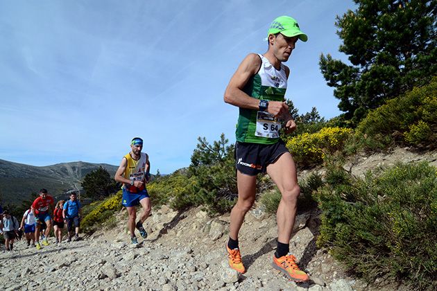 Maratón Alpino Madrileño coronó campeones de España de carreras por montaña a dos corredores a Manuel Merillas y Azara García de los Salmones
