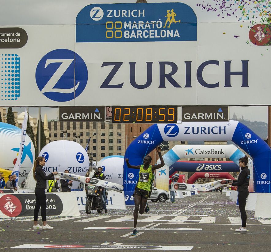 el keniano Jonah Kipkemoi Chesum ha protagonizado un triunfo inesperado con una gran marca de 2:08:57, sorprendiendo a los principales favoritos