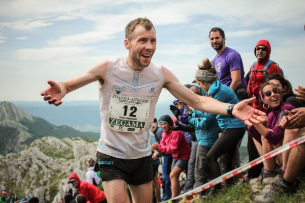 Angermund-Vik a su llegada a la meta de Zegama-Aizkorri / foto: Jordi Saragossa