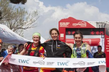 Podium campeonato femenino